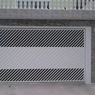 Miniatura do Portão de Ferro Tradicional