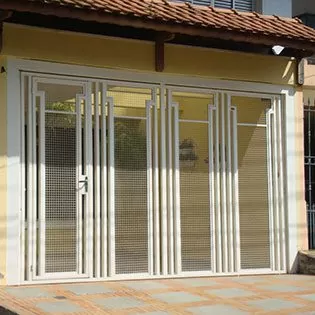 Miniatura do Portão de Ferro Tradicional